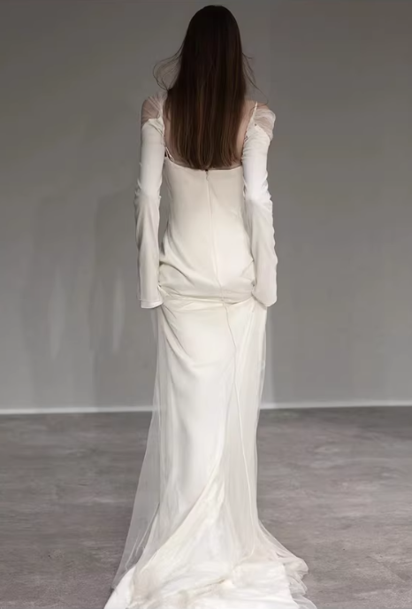 Vintage Ivory Sheath Sheer Long Sleeve Square Neck Tulle Wedding Dress DP7797