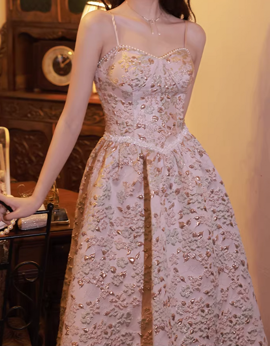 Elegantes rosa A-Linien-Cocktailkleid mit floraler Spitze und Spaghettiträgern, Midi-Abendkleid DP7802