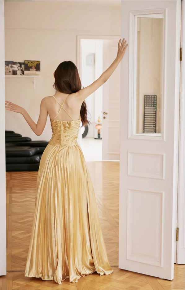 Elegant Champagne Gold Pleated Satin Formal Dress HalterSweetheart Prom Dress DP7971