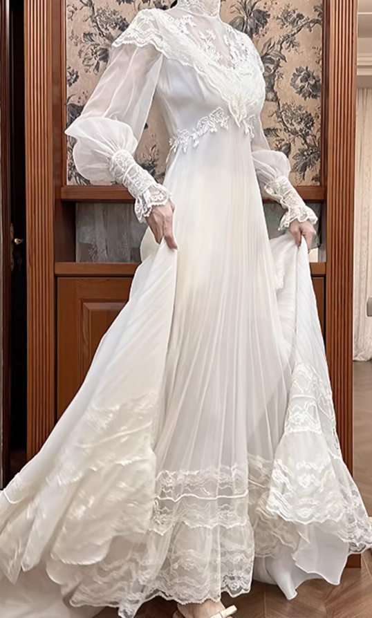 Vintage Ivory Lace Tulle High Neck & Puff Sleeves A-Line Wedding Dress DP8064