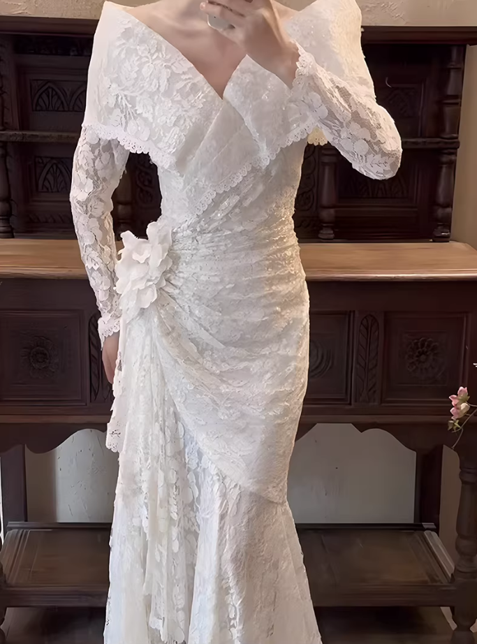 Vintage Ivory Lace Mermaid Long Sleeves Floral Wedding Dress DP8068