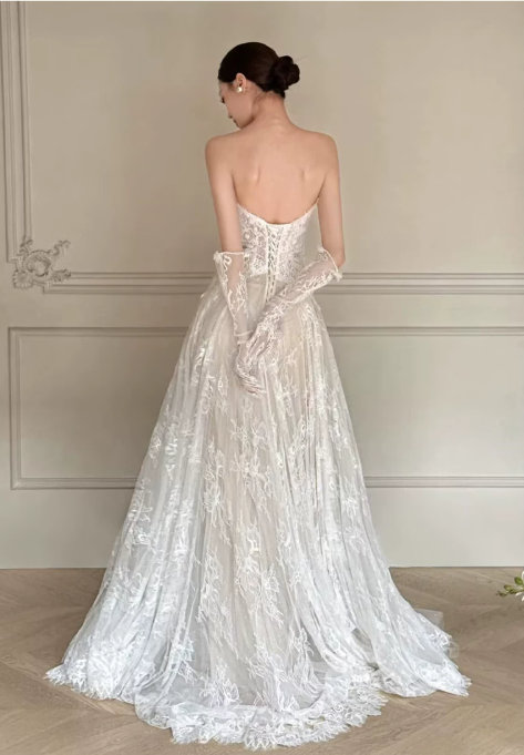 Romantic Sweetheart Strapless Floral Lace A-Line Detachable Long Lace Gloves Tulle Wedding Dress DP8624