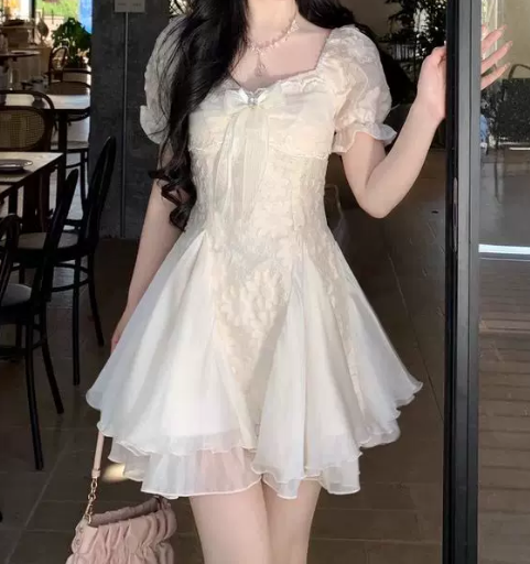 Elegant Ivory Lace Puff Short Sleeve Organza Layered A-Line Homecoming Dress DP8741