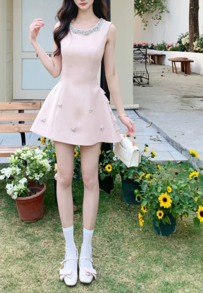 Cute Pink Sleeveless Rhinestone Round Neck Beaded 3D Floral A-Line Homecoming Dress DP8758