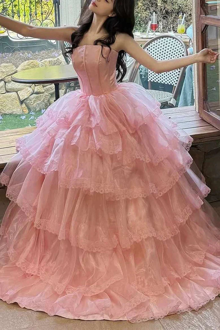 Elegantes, rosa, trägerloses, gestuftes Tüllkleid mit Spitze für Sweet 16, Quinceanera Ballkleid DP8227