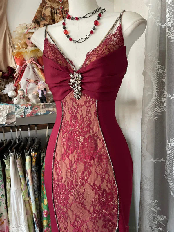 Elegant Burgundy V-neck Spaghetti Strap Lace Mermaid Prom Dress Evening Dress DP6326