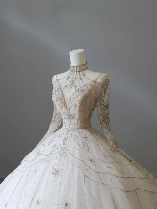 Vintage Brautkleid im A-Linien-Ballkleid-Stil mit funkelnden Perlen und langen Ärmeln, DP6115