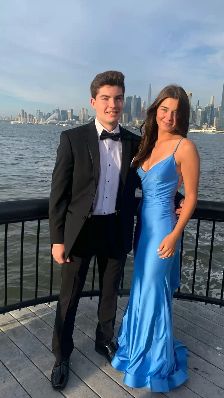 Blaues Abendkleid im Meerjungfrau-Stil mit offenem Rücken und Trägern, DP2578