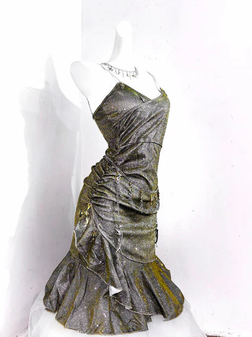 Robe de soirée vintage verte à bretelles spaghetti et ourlet à volants pour 16e anniversaire DP6041