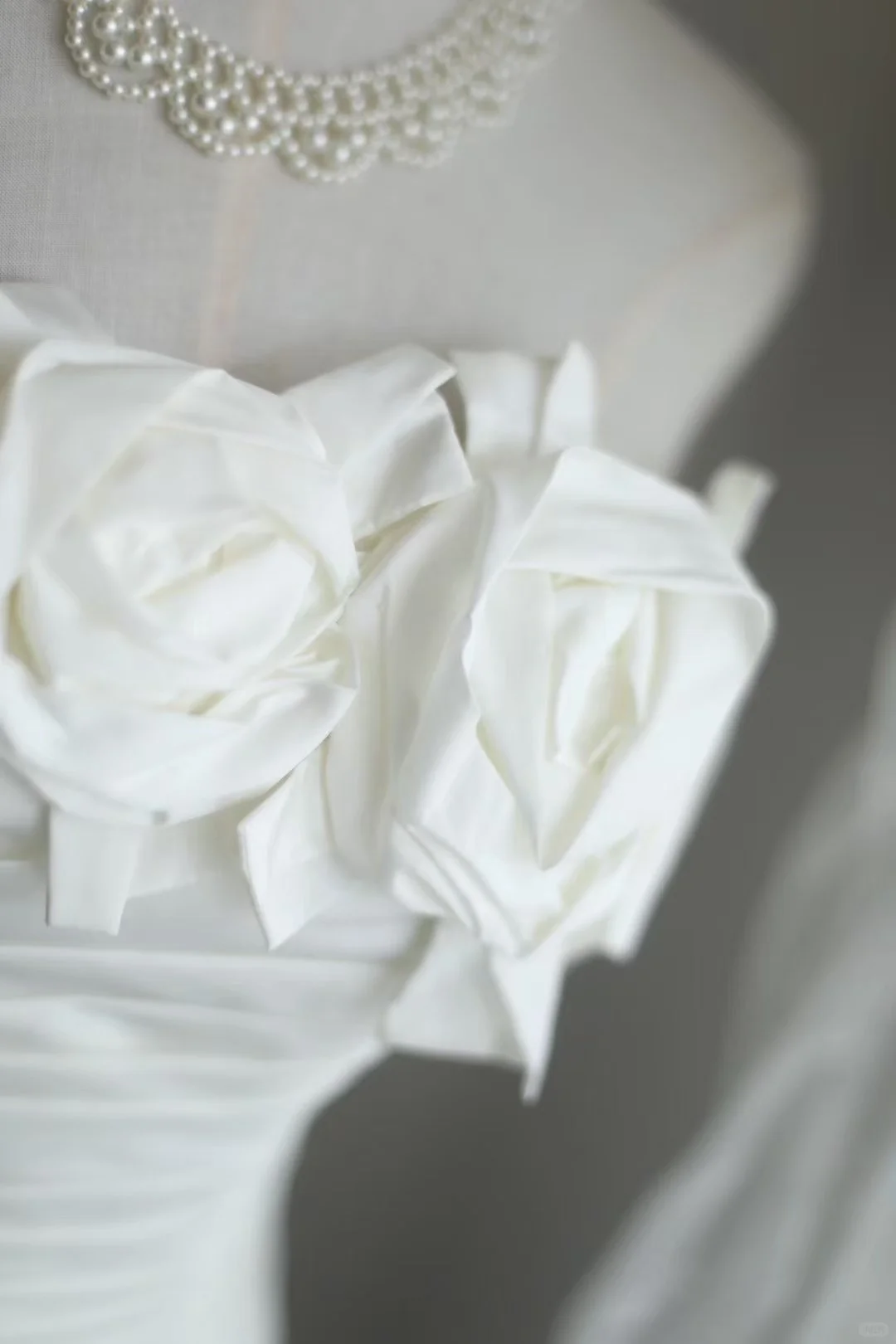 Vintage White Satin Strapless Floral Bodice Mermaid with Train Wedding Dress DP7650