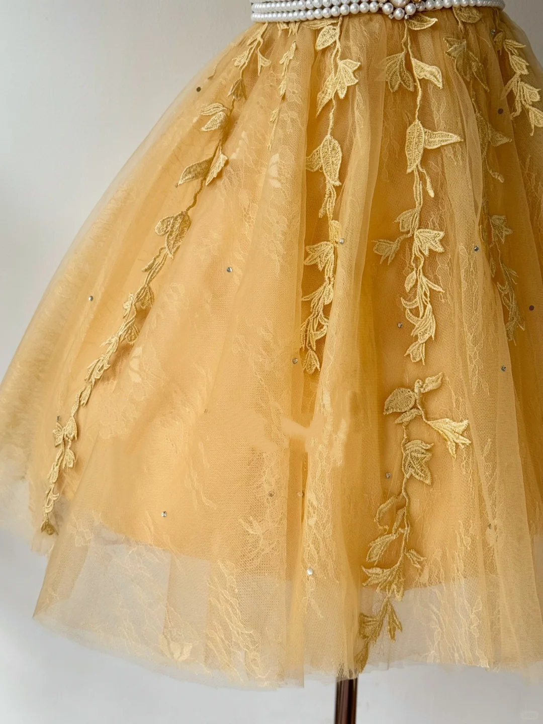 Cute Honey Yellow Lace-Up Back Tulle Homecoming Dress DP7959