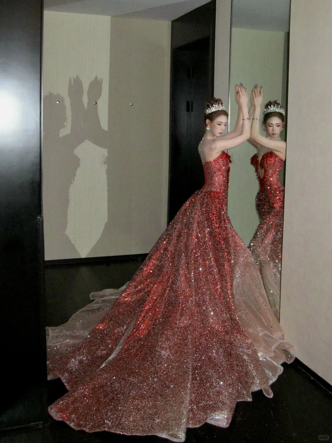 Vintage Farbverlauf Rot Liebsten Trägerlosen Meerjungfrau Design Sexy Ballkleid Abendkleid DP6253