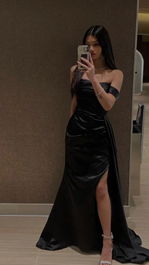 Robe de bal longue noire en satin simple, épaules dénudées, avec fente, DP2948