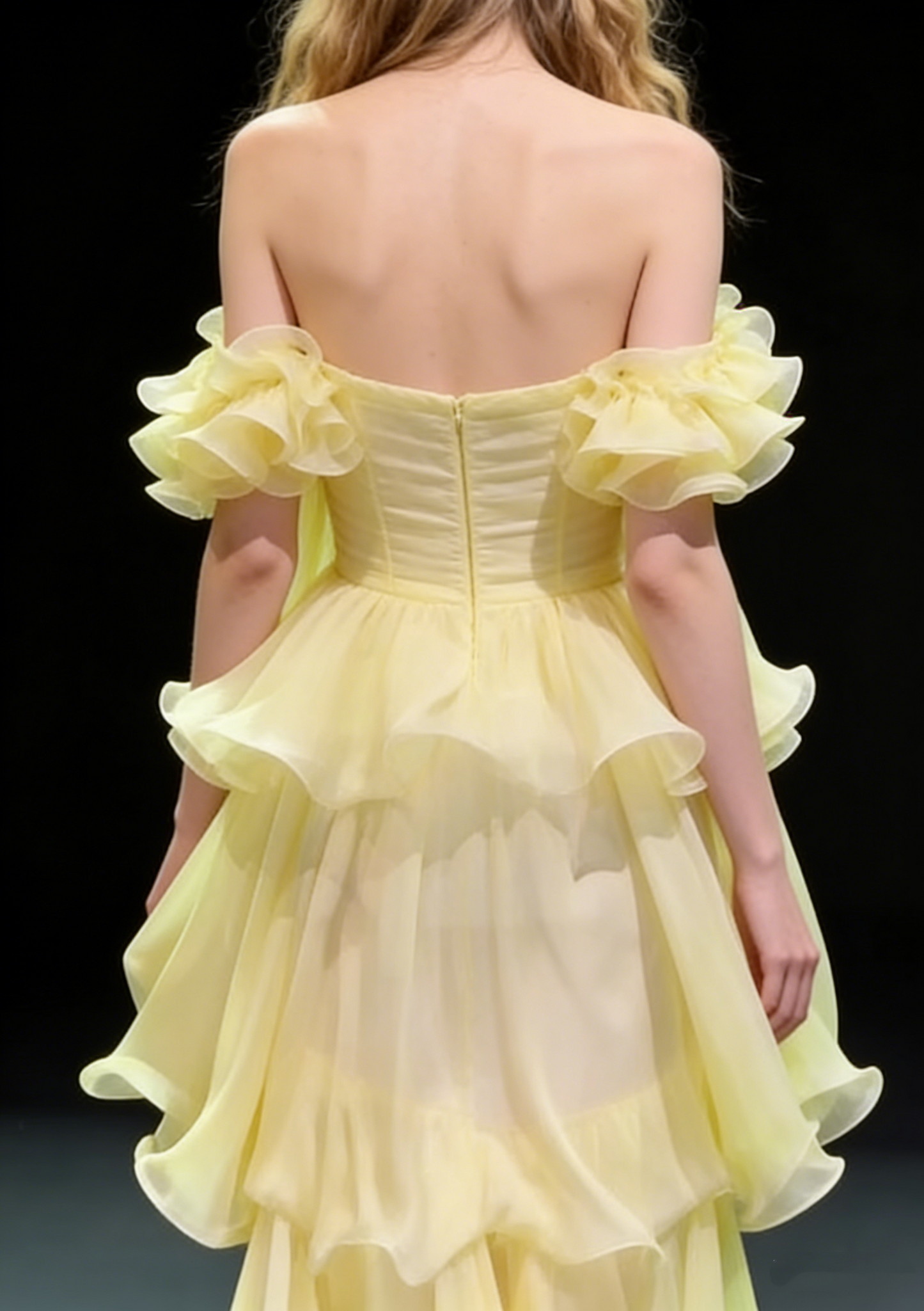 Elegant Pale Yellow Off-the-Shoulder Ruffled Tiered Tulle Prom Gown Evening Dress DP8057