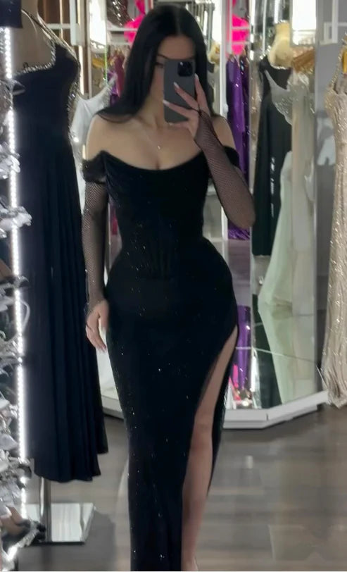 Schwarzes, schulterfreies, langes Abend- und Partykleid mit Schlitz, DP4329