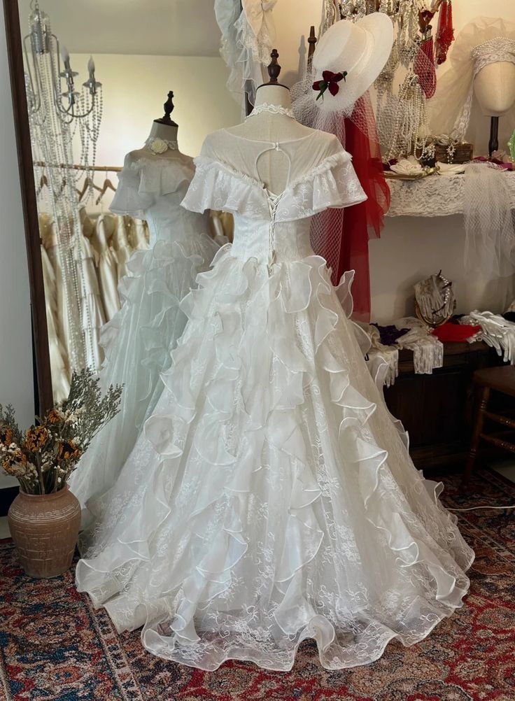 Romantic Off-the-Shoulder Ruffle Lace A-Line Wedding Dress DP8615