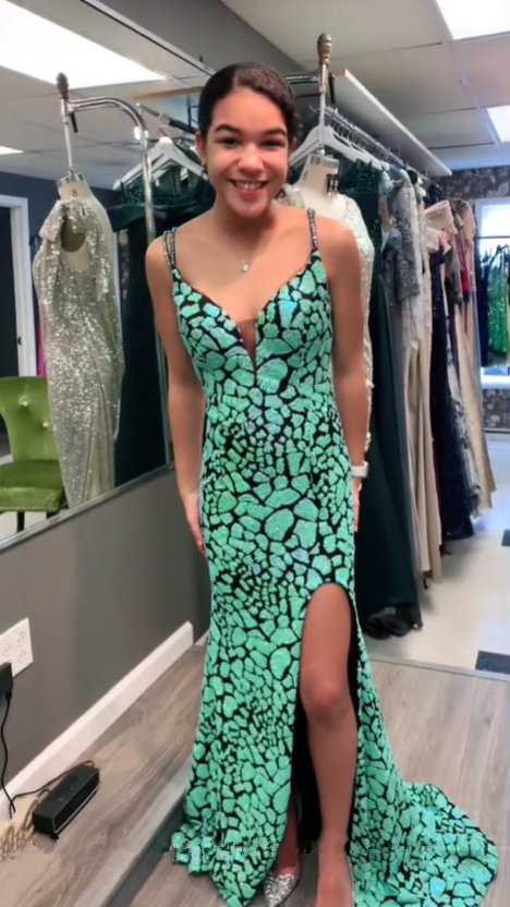 Chic V Neck Mermaid Long Prom Dress with Slit,DP818