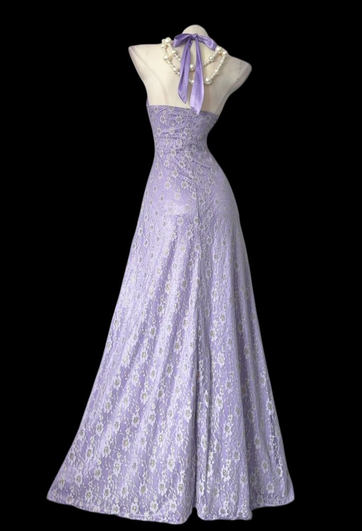 Vintage Lavender Halter Neck Ruffled Evening Gown Lace & Satin Rhinestone Prom Dress DP7964