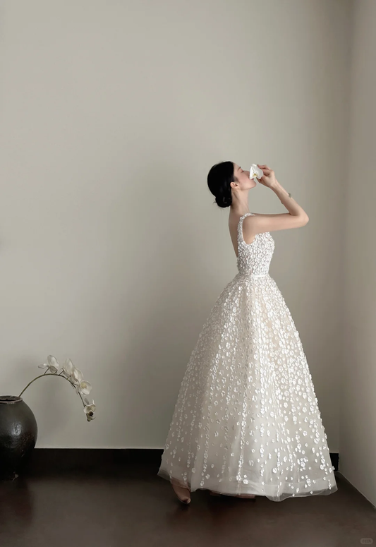 Elegantes Träger A-Linie Blumen Brautkleid Schöne Party Geburtstag Outfits, DP5100