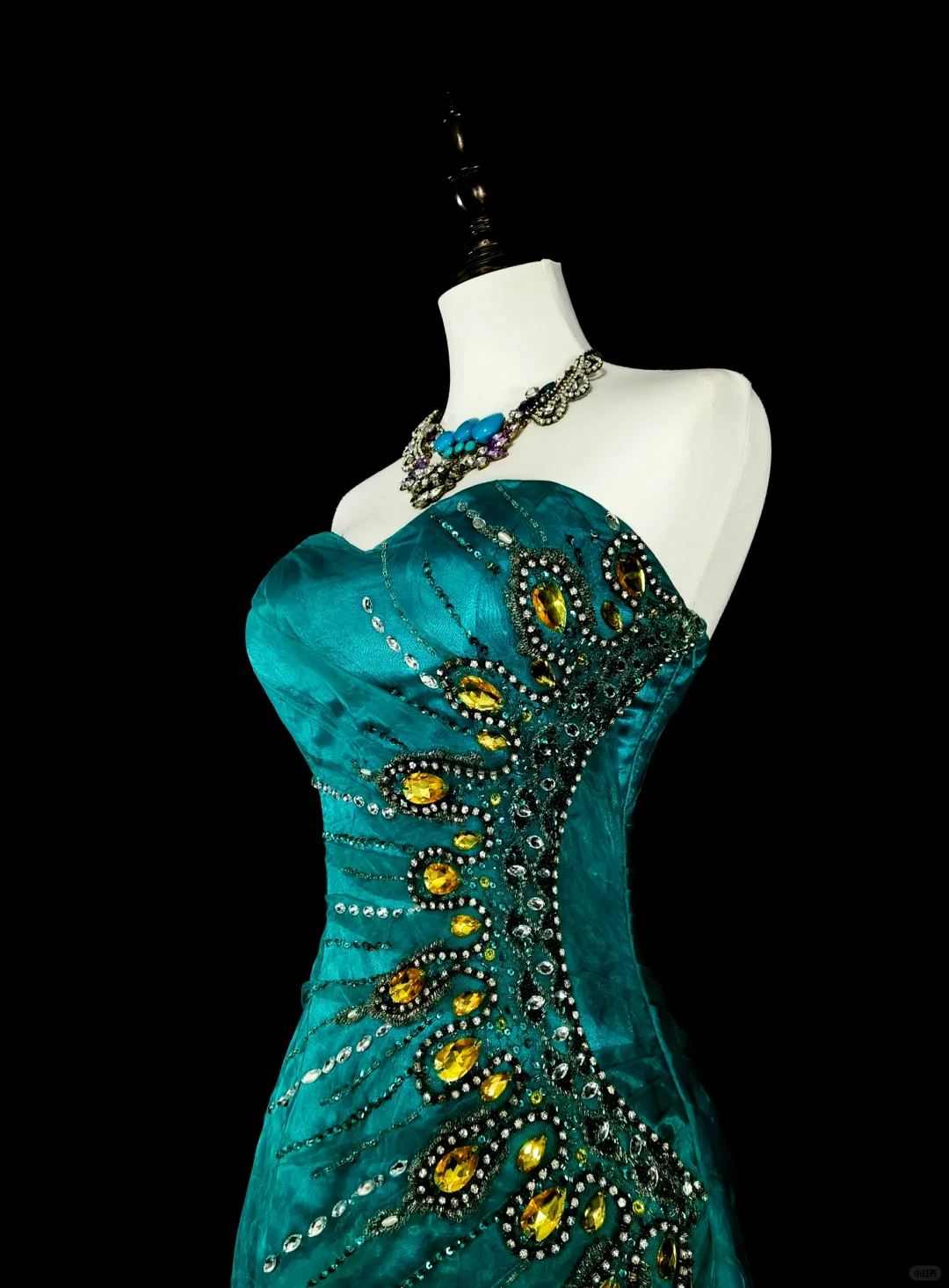 Retro Grünes trägerloses Meerjungfrau-Kleid mit Perlenbesatz und Rüschen, langes Vintage-Abendkleid, DP5203
