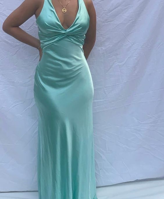 Elegant Dark Purple V Neck Halter Vintage Prom Dress, DP2276