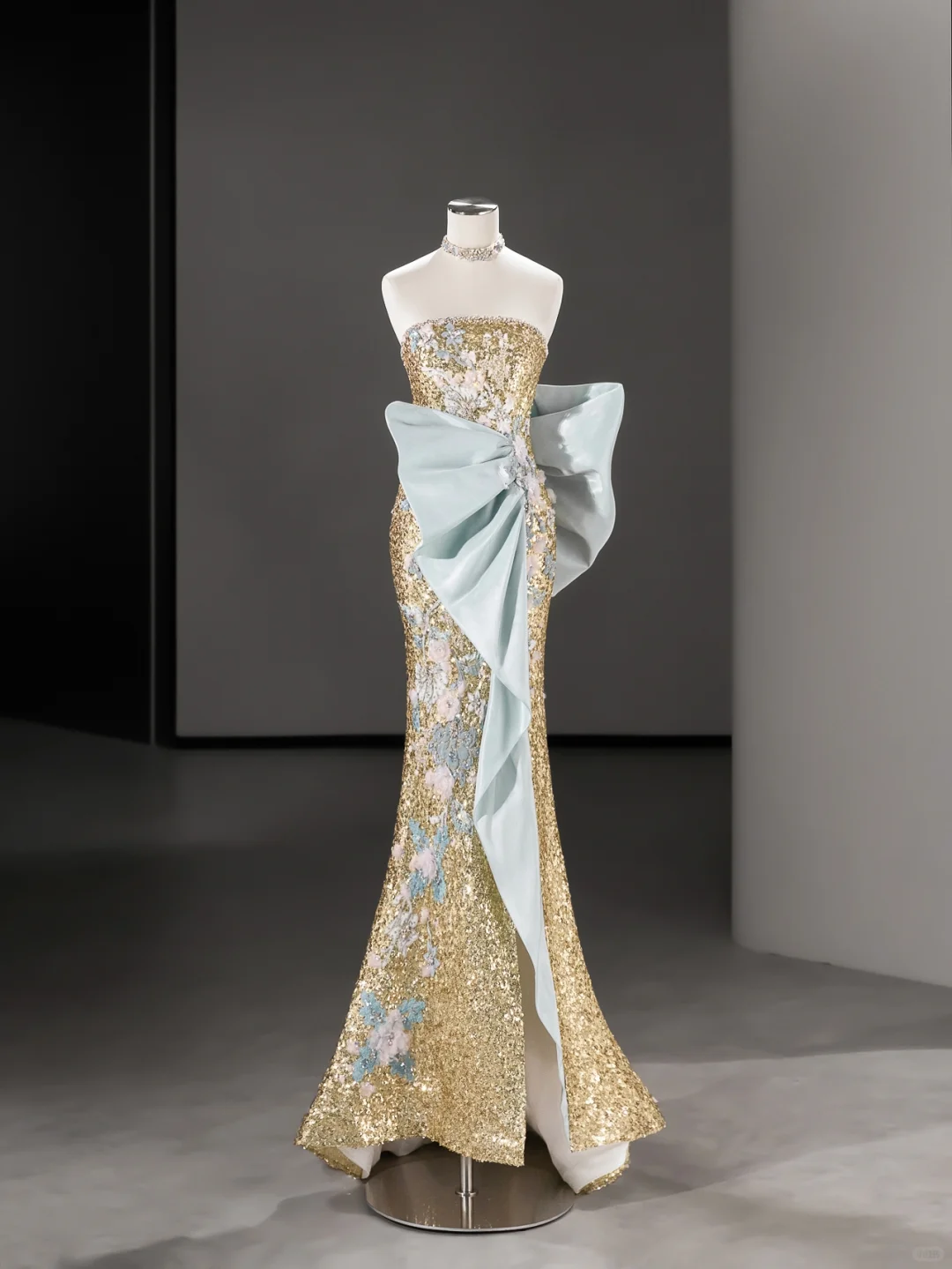Stunning Gold Strapless Sequins Mermaid Appliques Long Evening Party Dress, DP5034