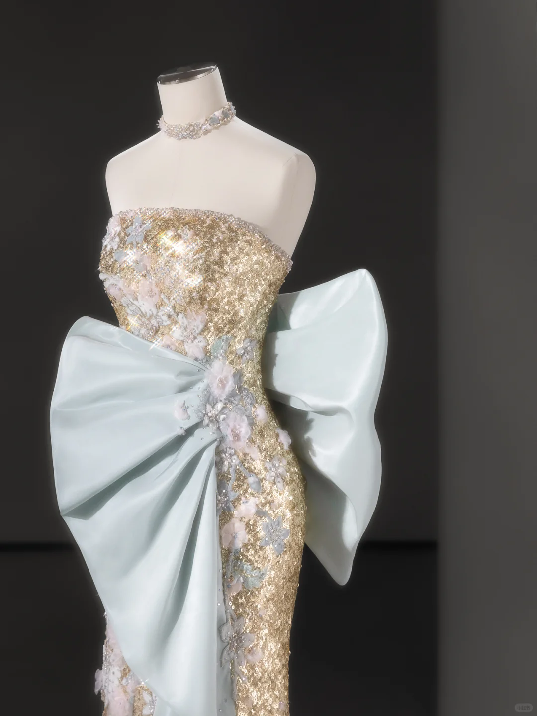 Stunning Gold Strapless Sequins Mermaid Appliques Long Evening Party Dress, DP5034