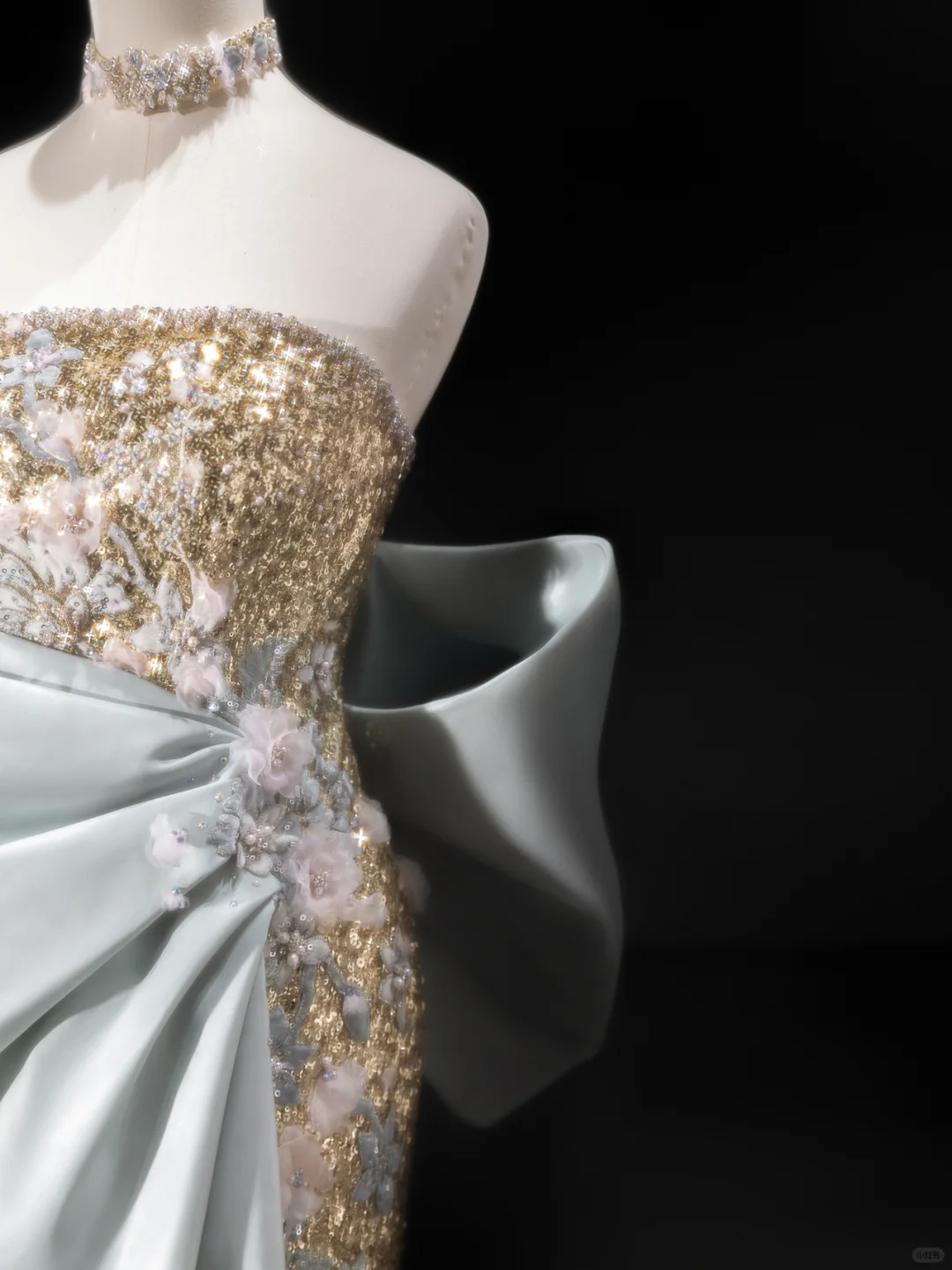 Stunning Gold Strapless Sequins Mermaid Appliques Long Evening Party Dress, DP5034