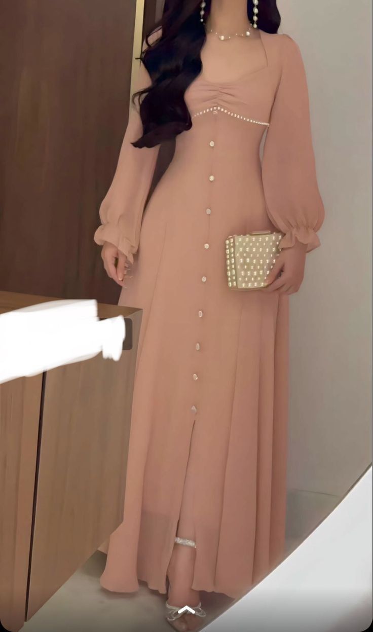 Rosafarbenes, langärmliges A-Linien-Chiffon-Partykleid, DP4360