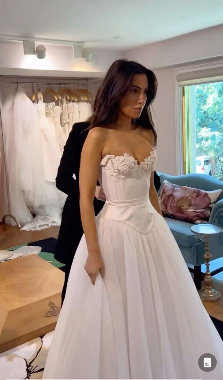 Robe de mariée élégante en tulle, coupe trapèze, décolleté en cœur, simple et tendance, DP4441