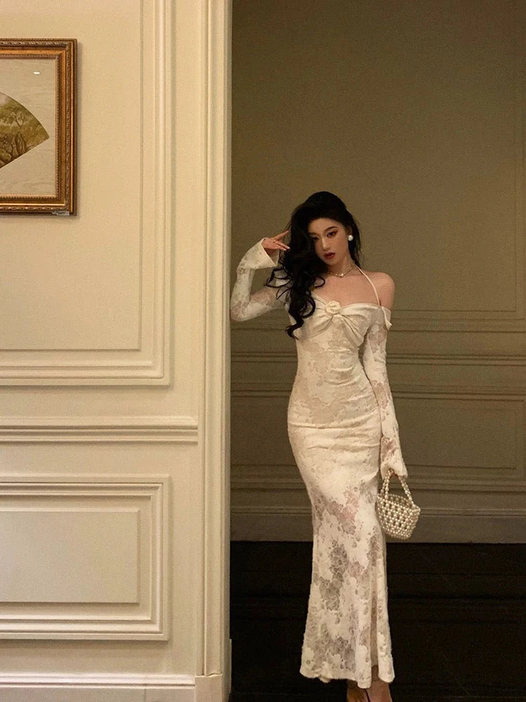 Weißes schulterfreies Meerjungfrauen-Spitzen-Abendkleid, DP4483