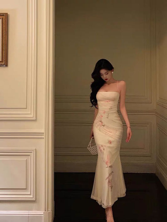 Elegantes, elfenbeinfarbenes, langes Meerjungfrauen-Partykleid mit Spaghettiträgern, DP4498