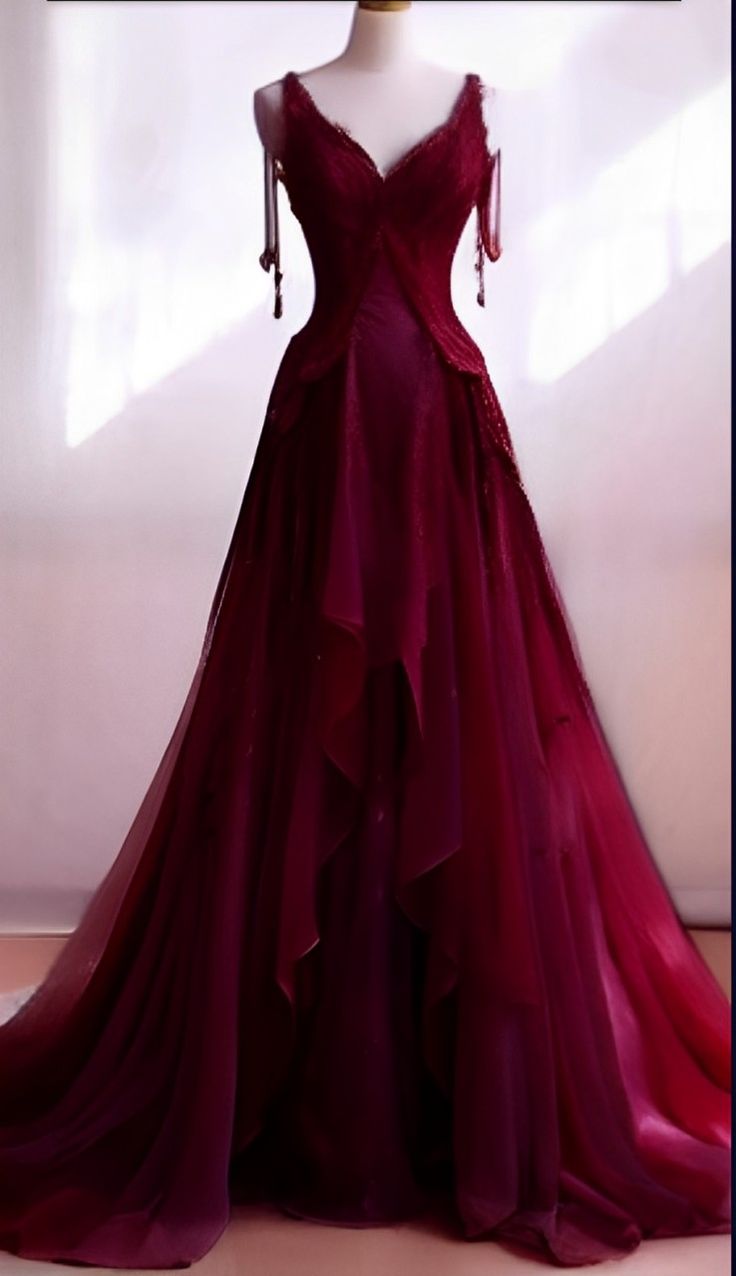 Robe de soirée longue coupe trapèze bordeaux à bretelles, DP4522