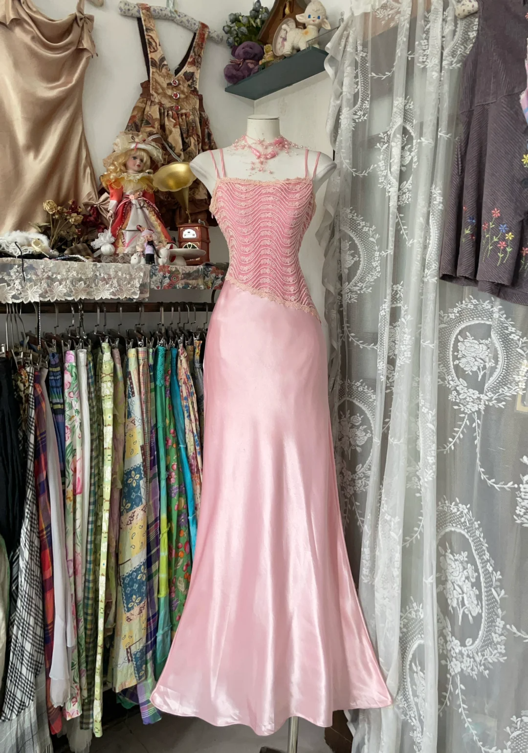 Robe de soirée longue style sirène brodée à bretelles roses, style vintage, DP4550