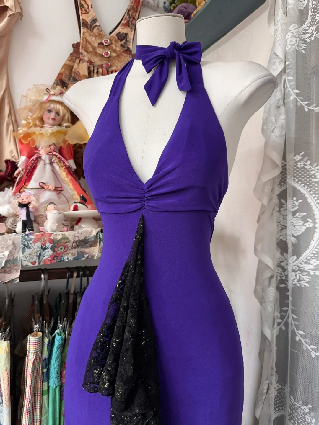 Lila V-Ausschnitt Neckholder Meerjungfrau Vintage Langes Partykleid Formelles Abendkleid, DP4553