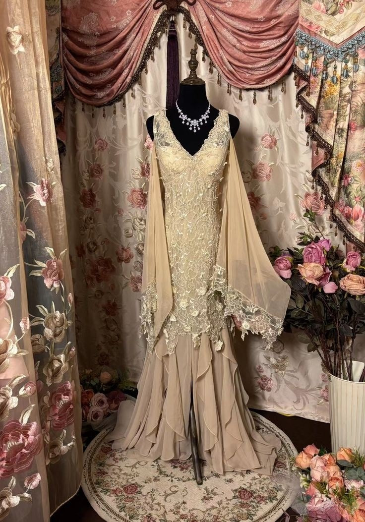 Robe de soirée sirène vintage en mousseline de soie et dentelle, couleur champagne, col en V, DP4705
