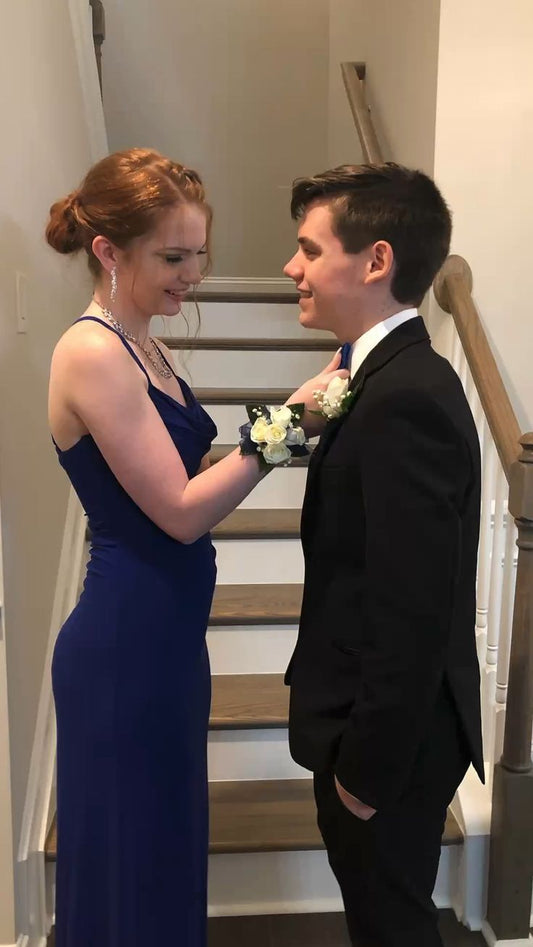 Königsblaues Spaghettiträger-Etuikleid, einfaches langes Partykleid, Abschlusskleid, DP4772