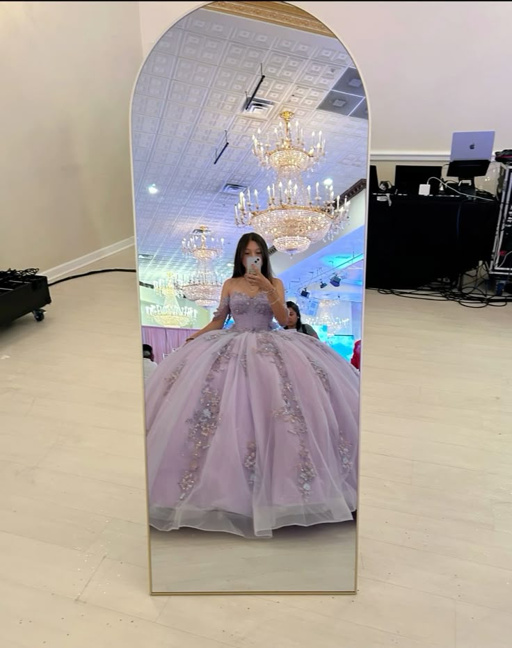 Lilafarbenes schulterfreies A-Linien-Tüllkleid mit Herzausschnitt, Sweet 16 Ballkleid, Quinceanera-Kleid, DP4816