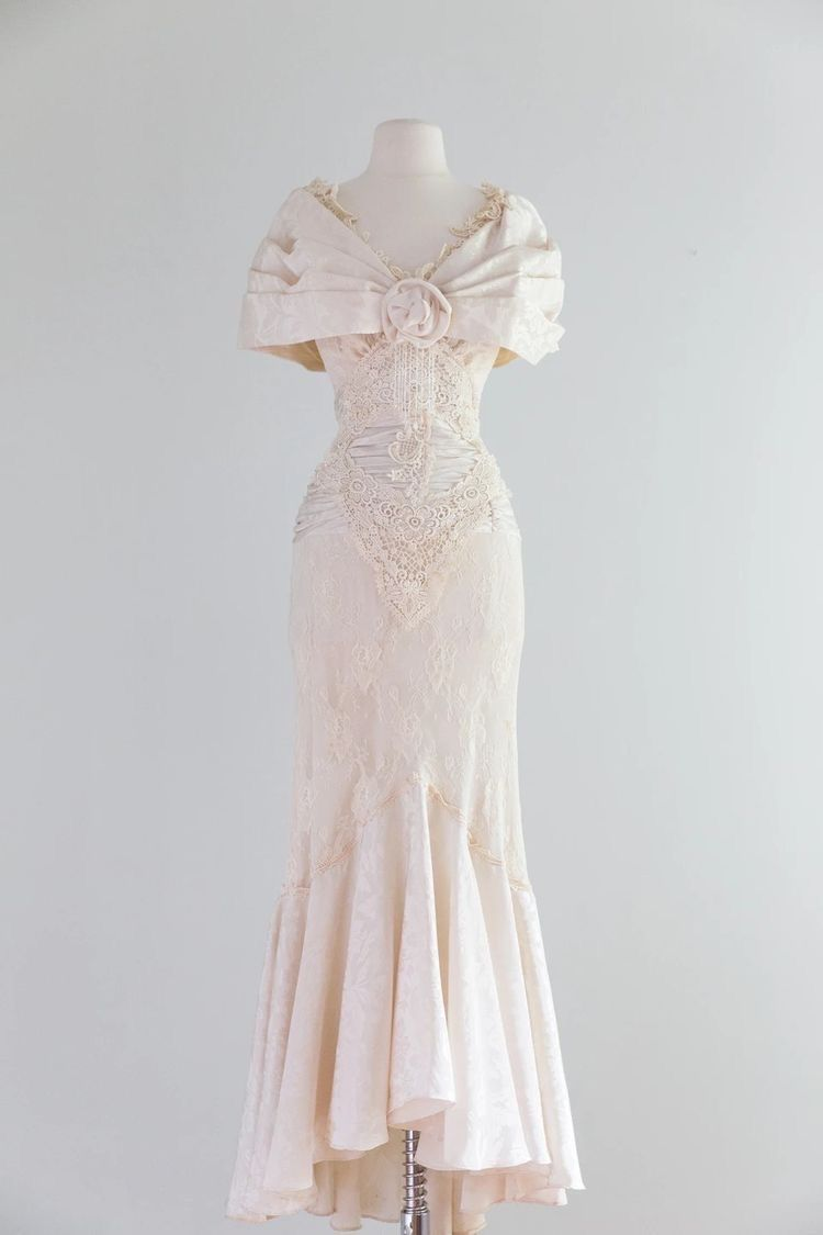 Robe de bal longue style sirène rose clair à épaules dénudées et dentelle vintage, DP4987
