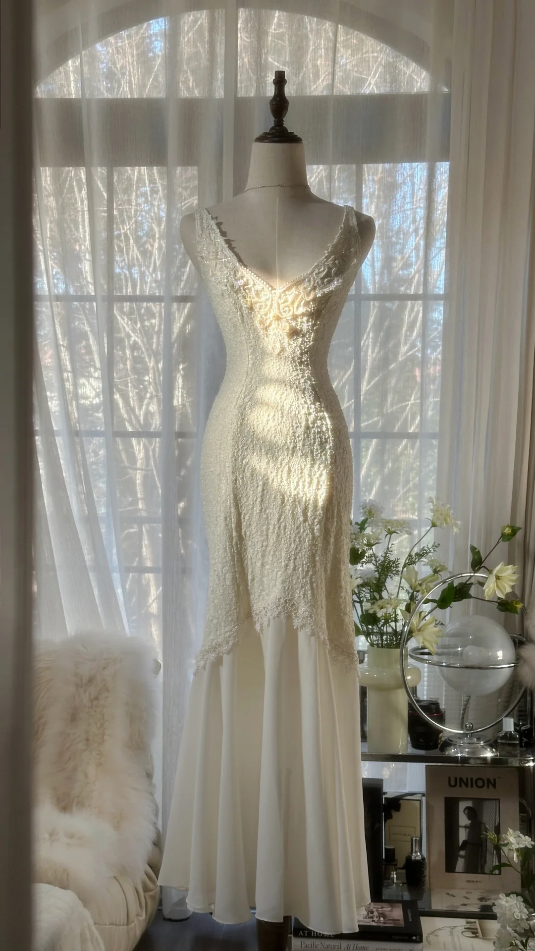 Gorgeous Ivory Straps Mermaid Vintage Wedding Dress Long Party Dress, DP5009