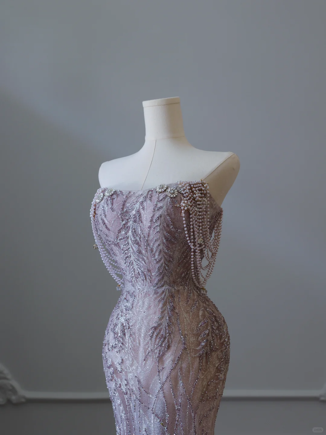 Elegantes, schulterfreies, perlenbesetztes Tüll-Meerjungfrauen-Abendkleid, langes Ballkleid, DP5305