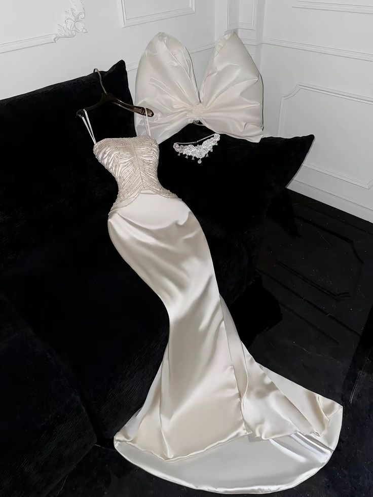 Elegant White Strapless Mermaid Satin Long Party Dresses Wedding Dresses, DP5477