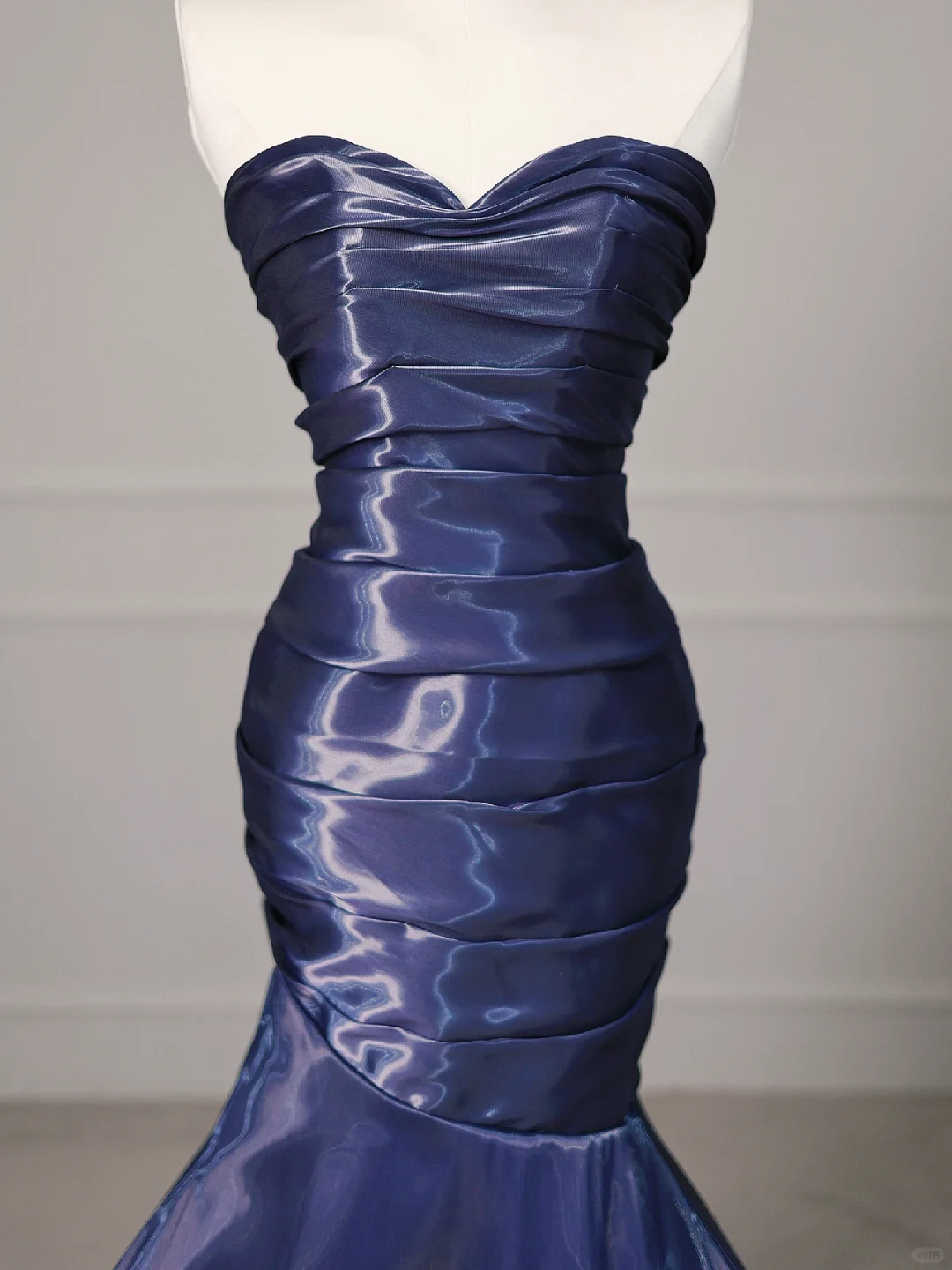 Marineblaues trägerloses Meerjungfrau-Chiffon-Abendkleid, lang, formelles Abendkleid, DP5038