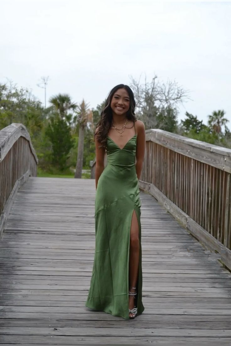 Green V Neck Spaghetti Straps Simple Long Party Dress with Split DP3847