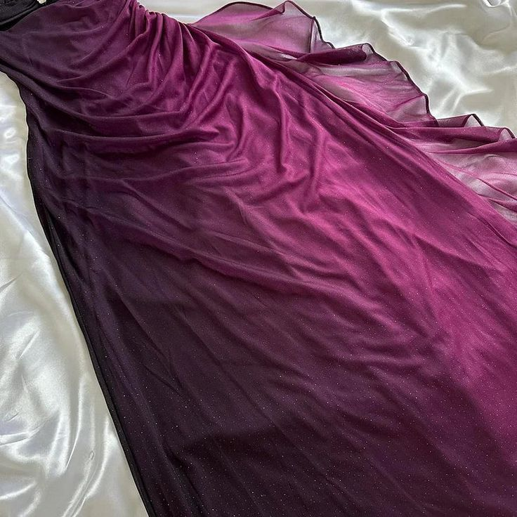 Robe de soirée longue en mousseline de soie à bretelles vintage et volants, DP3814