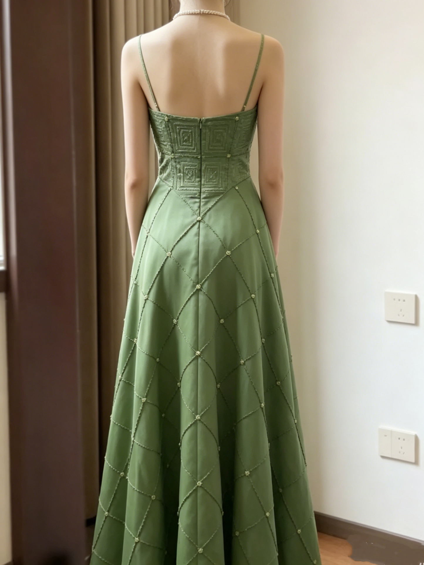 Retro Green Spaghetti Strap Embroidered A-Line Evening Dress DP8381