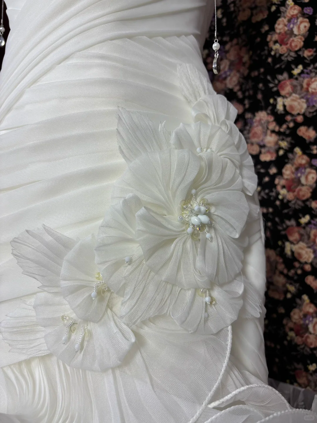 Vintage-Inspired Mermaid Strapless Wedding Dress Ruffled Draped Bodice Bridal Gown DP7064