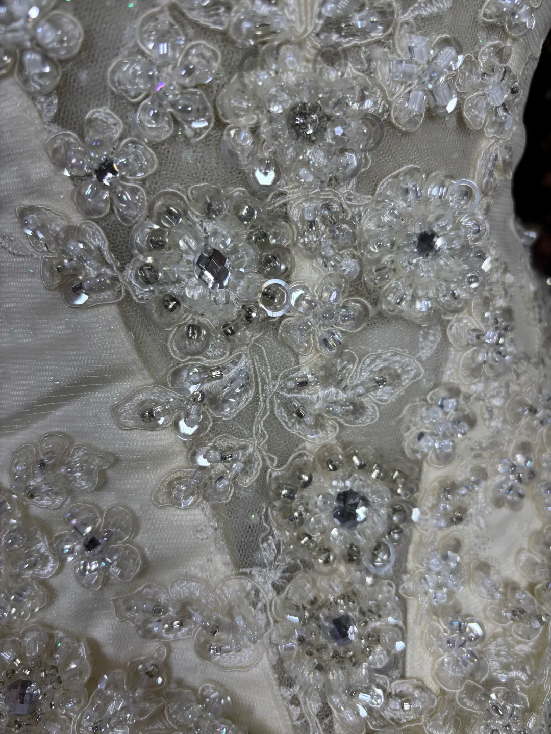 Glamorous Ivory Halter Neck Beaded A-Line Lace Ruffled Wedding Dress DP7345