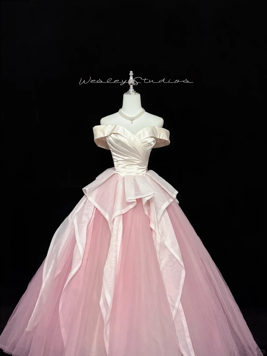 Elegant Pink Off-the-Shoulder Ball Gown Quinceanera Dress Satin Tulle Ruffled Prom Gown DP8255