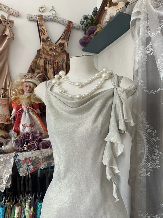 Robe de soirée vintage argentée à ourlet irrégulier, coupe trapèze, bretelles spaghetti, DP6205